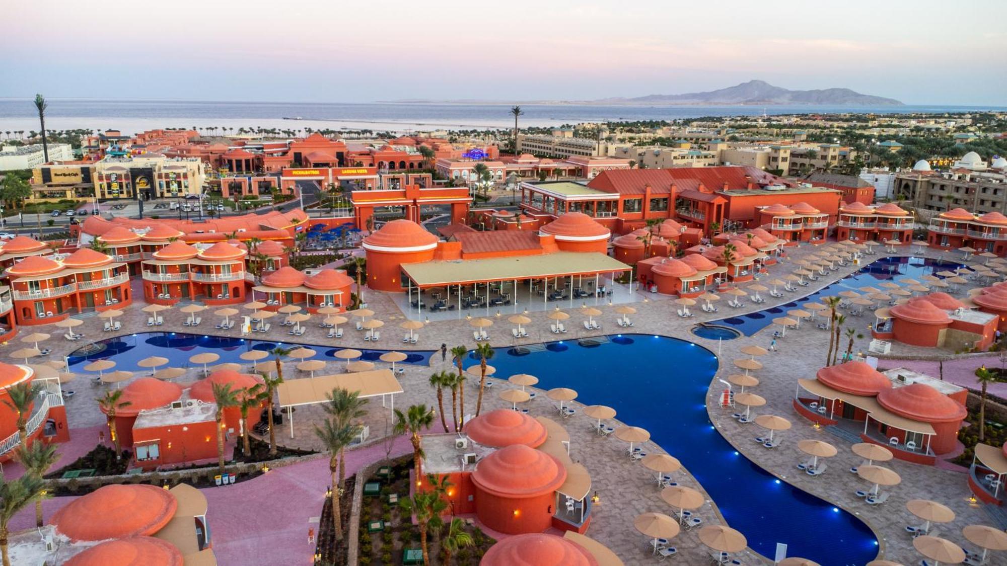 Pickalbatros Laguna Club Resort Sharm El Sheikh Exterior foto Aerial view of the resort
