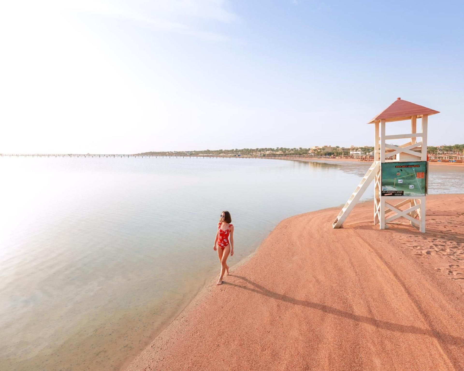 Pickalbatros Laguna Club Resort Sharm El Sheikh Exterior foto The beach at the dam